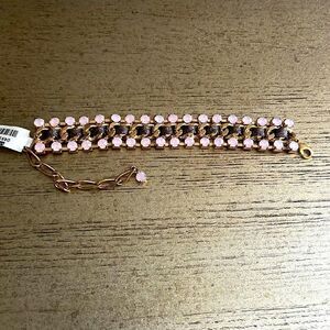 Pink stone bracelet 💕